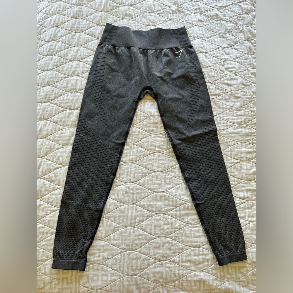 Grey compression gymshark leggings